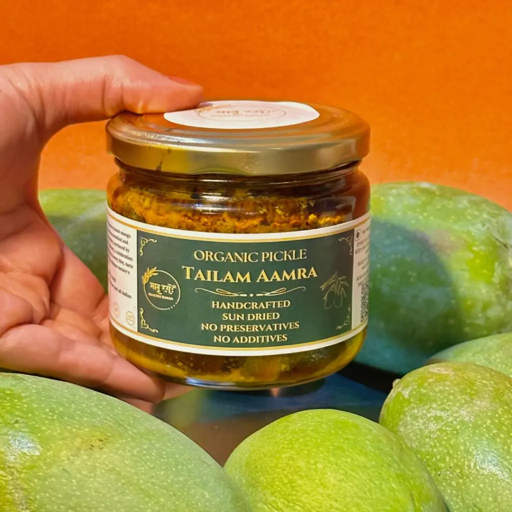 tailamaamrahandpickle.webp