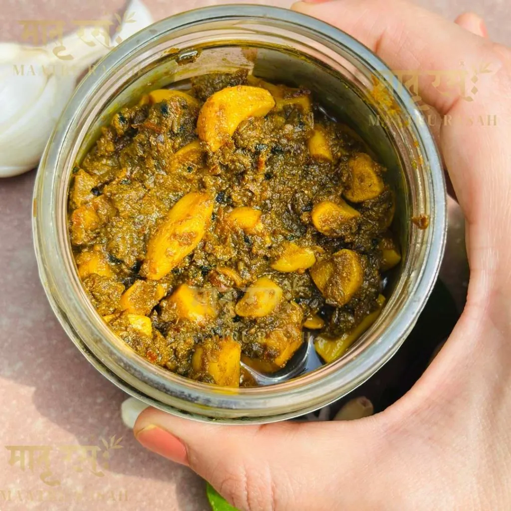 garlic achaar 300g.webp